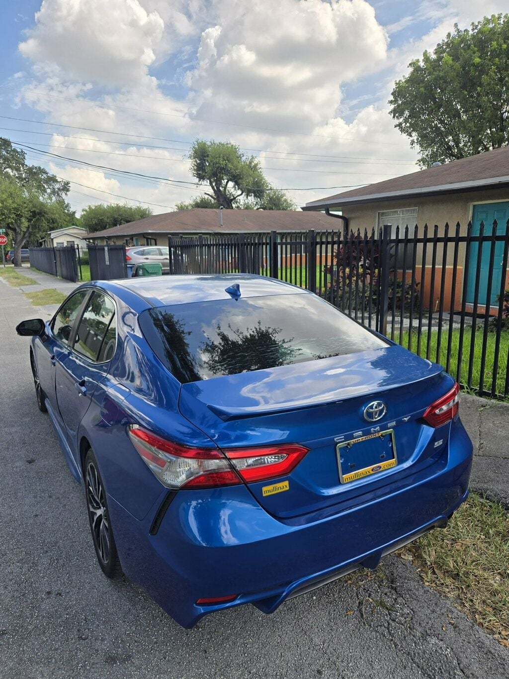 2019 Toyota Camry  - 23070187 - 10