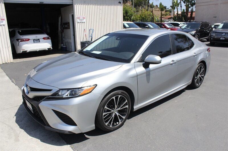 2019 Toyota Camry  - 22454435 - 2