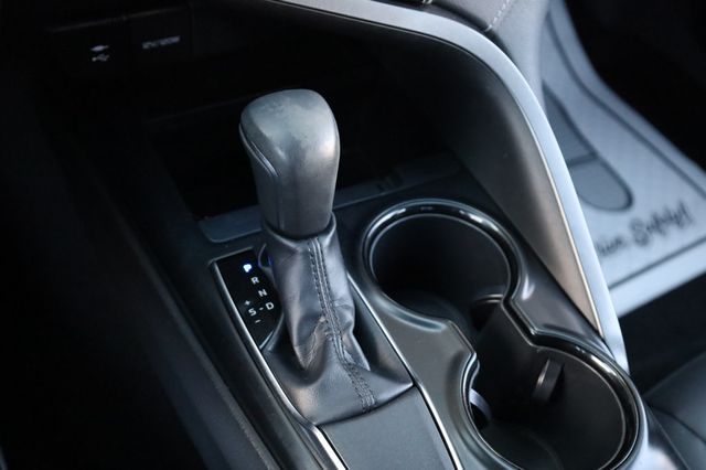 2019 Toyota Camry  - 22972619 - 37