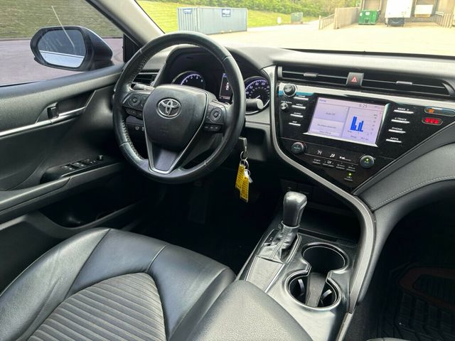 2019 Toyota Camry  - 23007800 - 22
