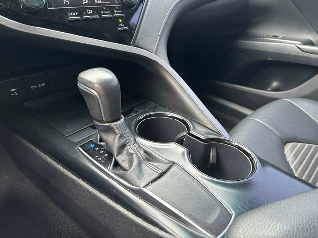 2019 Toyota Camry  - 23007800 - 26