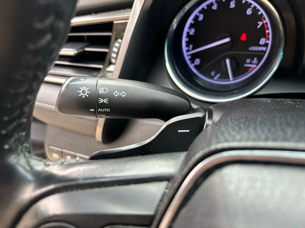 2019 Toyota Camry  - 23007800 - 30