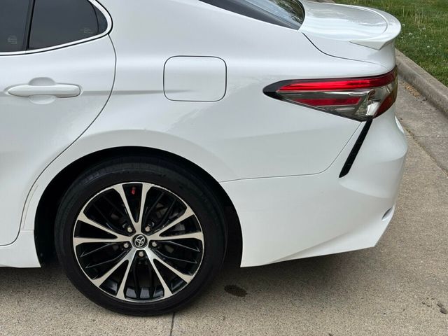 2019 Toyota Camry  - 23007800 - 37