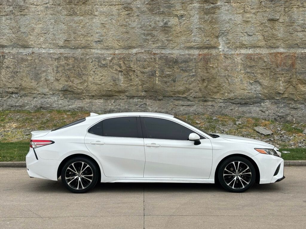 2019 Toyota Camry  - 23007800 - 7