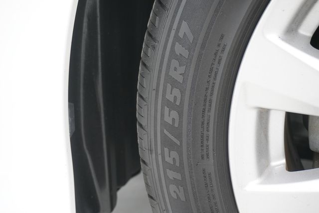 2019 Toyota Camry LE Automatic - 23007729 - 23