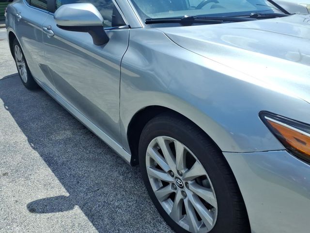 2019 Toyota Camry LE Automatic - 23061231 - 15