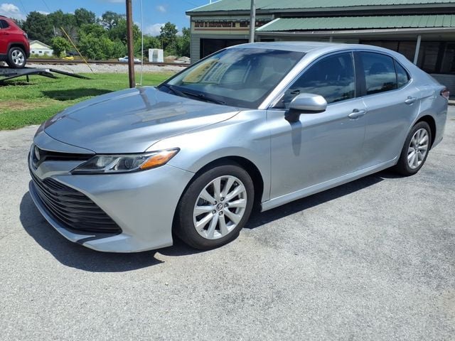 2019 Toyota Camry LE Automatic - 23061231 - 3
