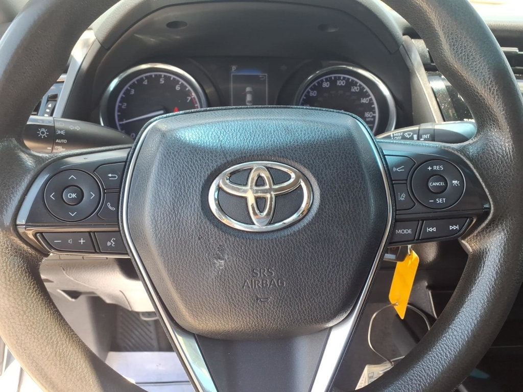 2019 Toyota Camry LE Automatic - 23061231 - 6