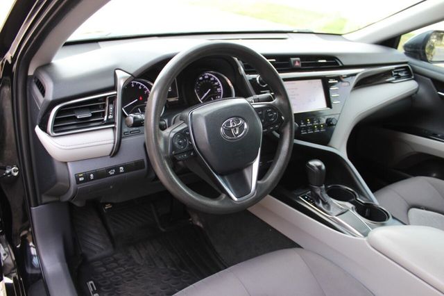 2019 Toyota Camry LE Automatic - 22488527 - 14