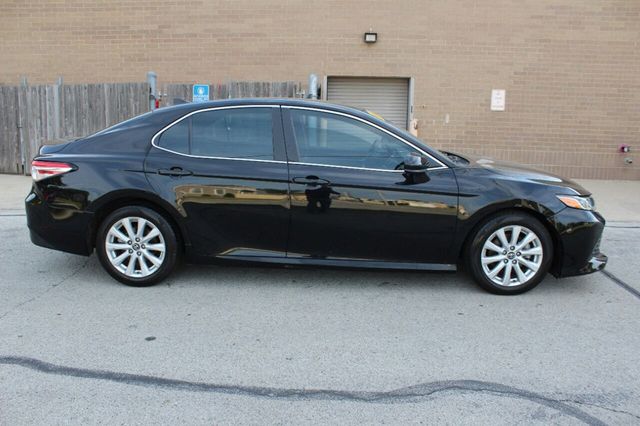 2019 Toyota Camry LE Automatic - 22488527 - 7