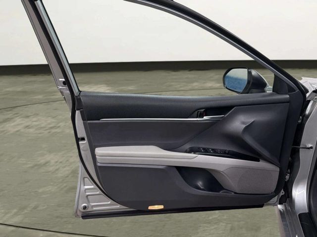 2019 Toyota Camry LE Automatic - 23020824 - 11