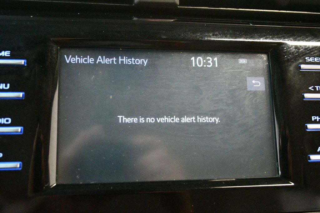 2019 Toyota Camry SE XLE photo 53
