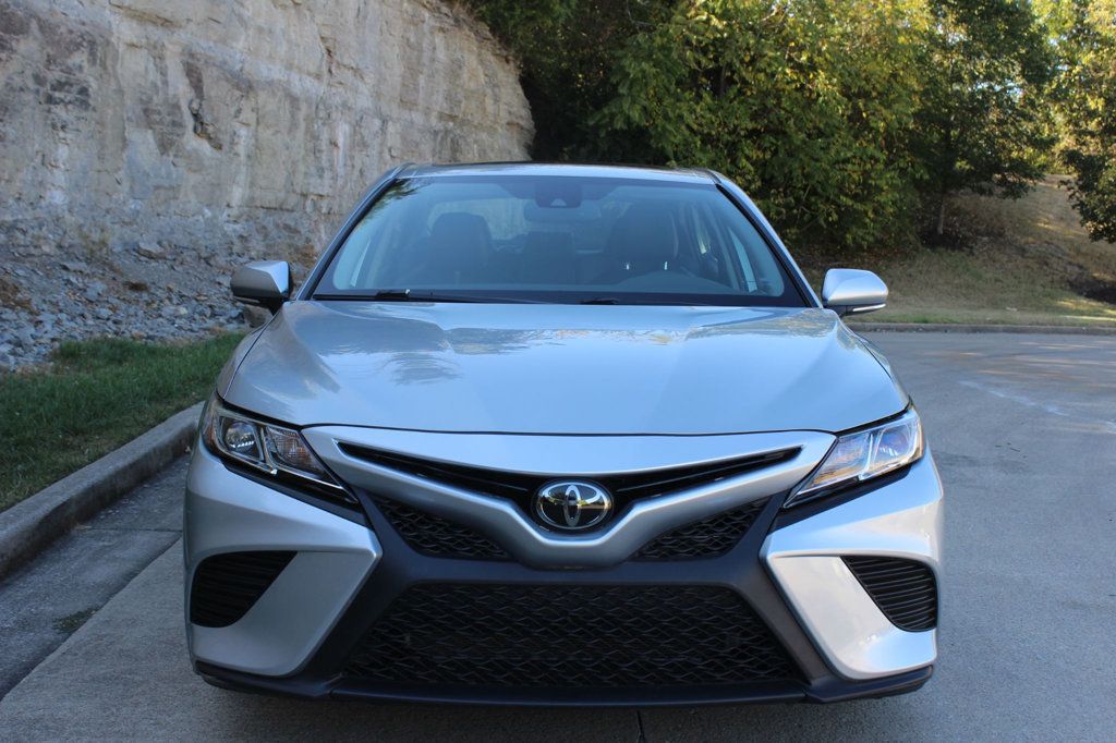 2019 Toyota Camry LOW MILES SUPER CLEAN !!CLEAN CARFAX!! - 23088148 - 3