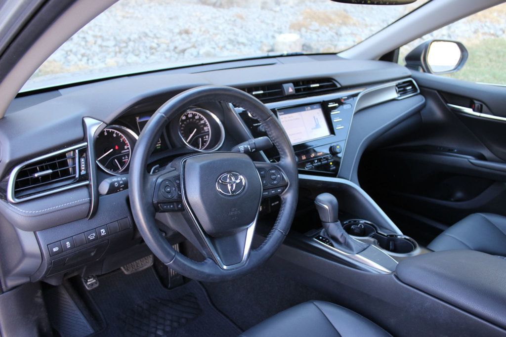 2019 Toyota Camry LOW MILES SUPER CLEAN !!CLEAN CARFAX!! - 23088148 - 8
