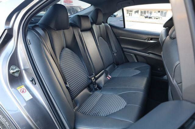 2019 Toyota Camry SE - 23018051 - 19