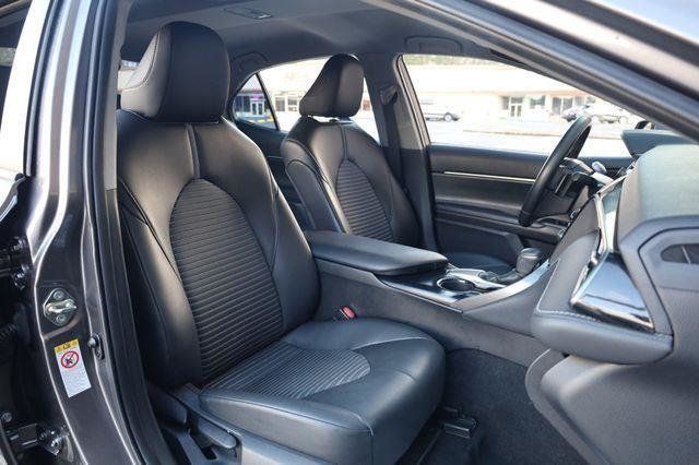 2019 Toyota Camry SE - 23018051 - 22