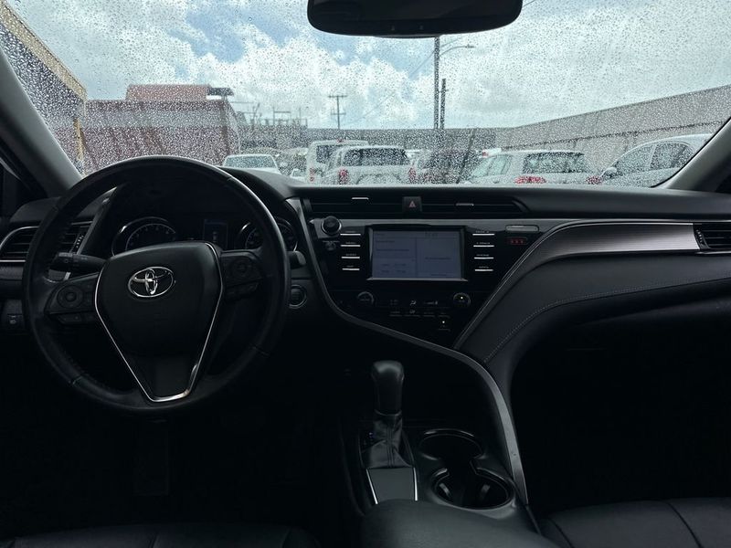 2019 Toyota Camry SE Automatic - 22955955 - 12