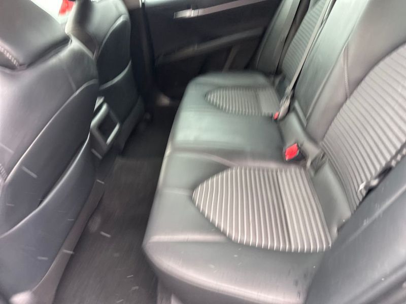 2019 Toyota Camry SE Automatic - 22955955 - 13