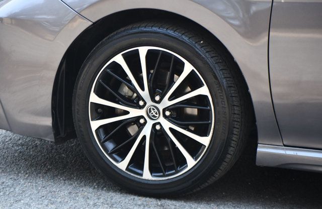 2019 Toyota Camry SE Automatic - 22992819 - 10