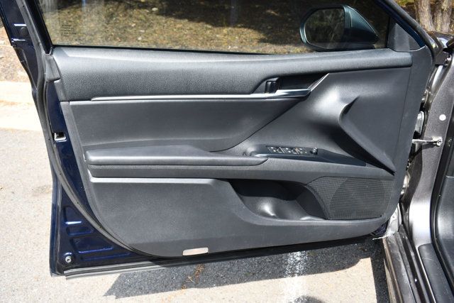 2019 Toyota Camry SE Automatic - 22992819 - 11