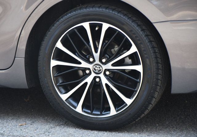 2019 Toyota Camry SE Automatic - 22992819 - 8