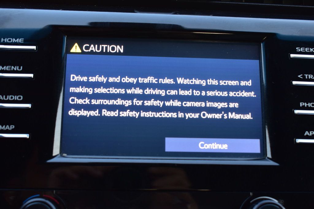 2019 Toyota Camry SE Automatic - 22603515 - 29