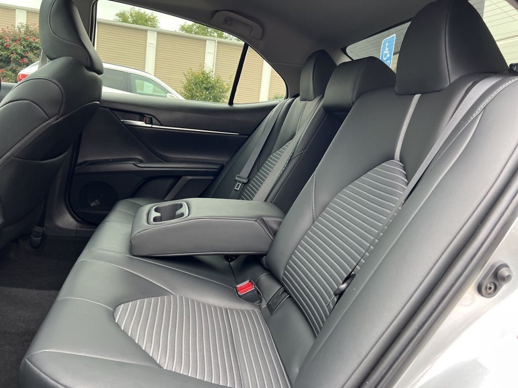 2019 Toyota Camry SE Automatic - 22604986 - 38