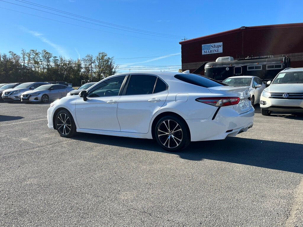 2019 Toyota Camry SE Automatic - 22638261 - 5