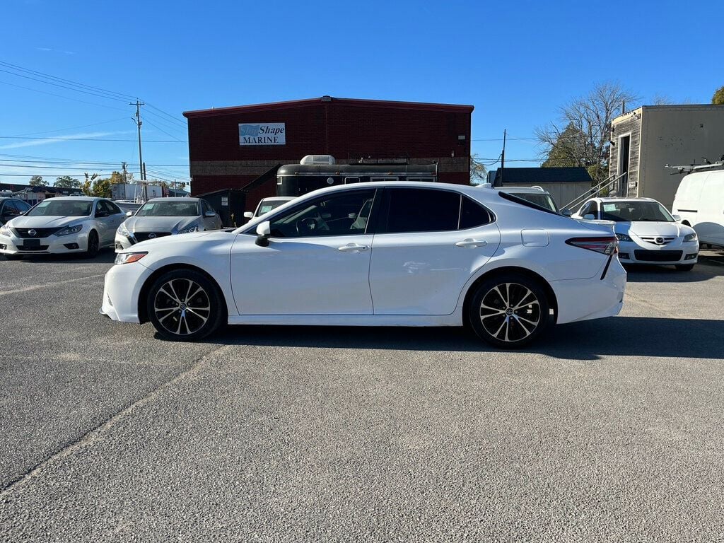 2019 Toyota Camry SE Automatic - 22638261 - 6