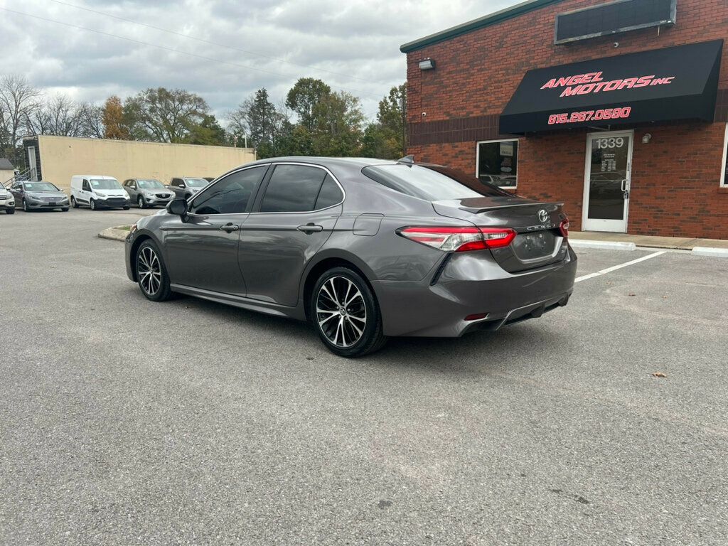 2019 Toyota Camry SE Automatic - 22653224 - 4