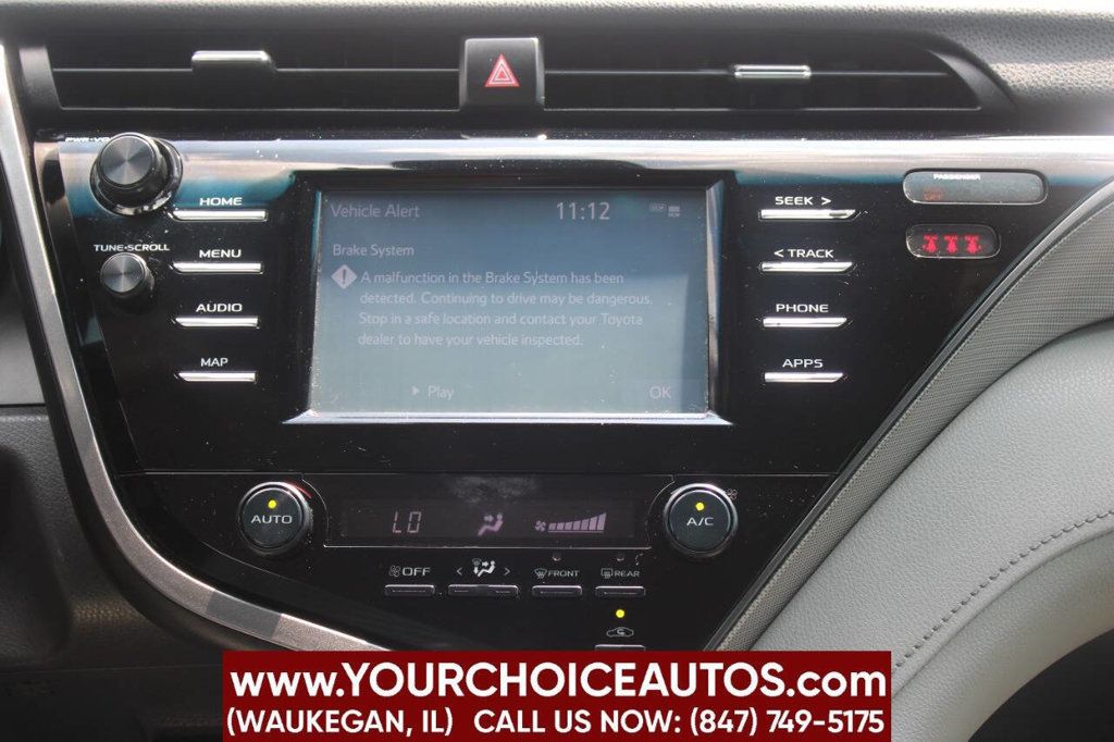 2019 Toyota Camry SE Automatic - 22907592 - 19