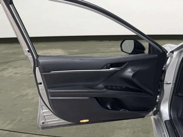 2019 Toyota Camry SE Automatic - 23054695 - 11