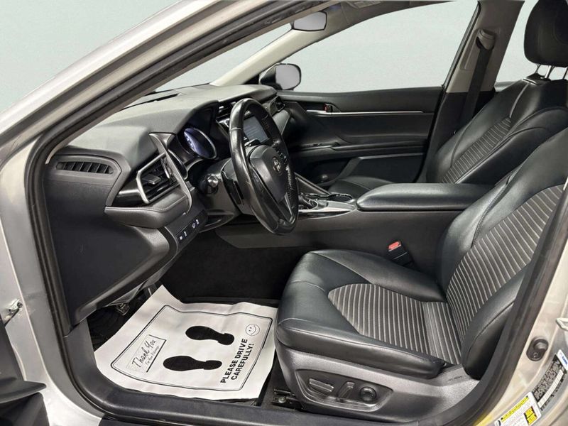 2019 Toyota Camry SE Automatic - 23054695 - 13