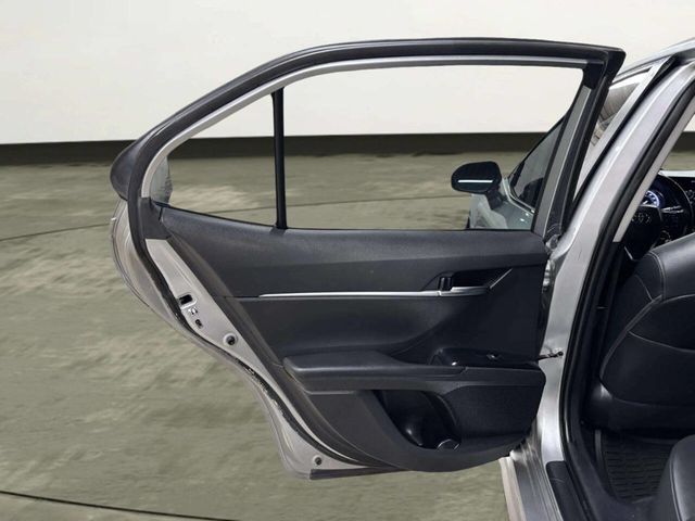 2019 Toyota Camry SE Automatic - 23054695 - 14