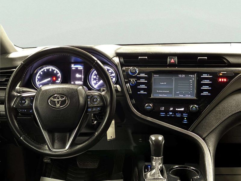 2019 Toyota Camry SE Automatic - 23054695 - 21
