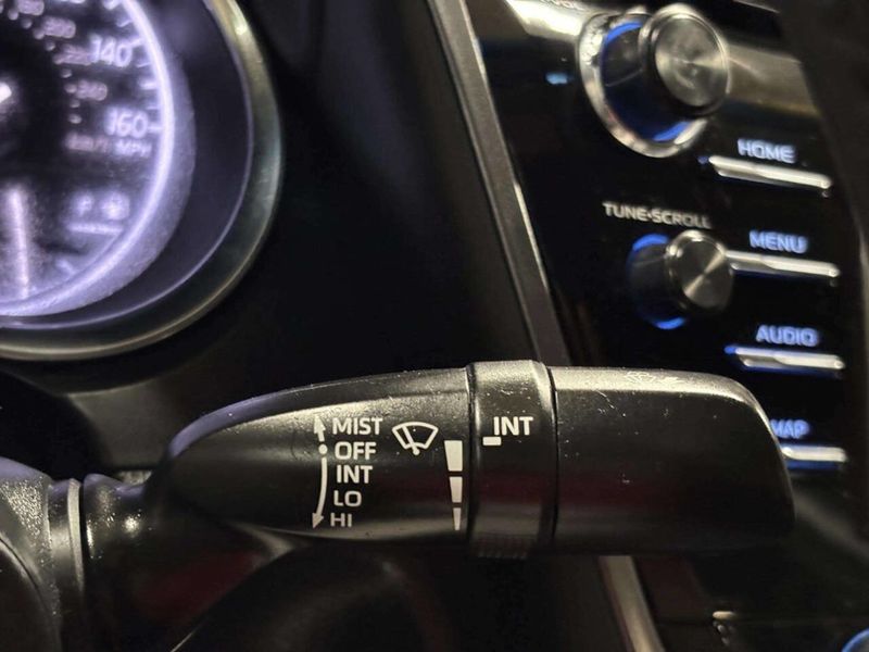 2019 Toyota Camry SE Automatic - 23054695 - 30