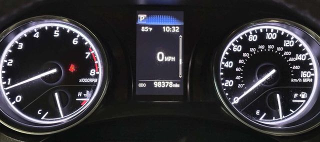 2019 Toyota Camry SE Automatic - 23054695 - 32