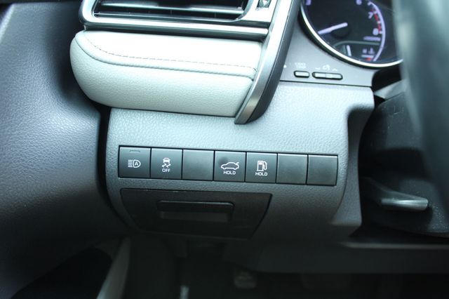 2019 Toyota Camry SE Automatic - 23045704 - 21