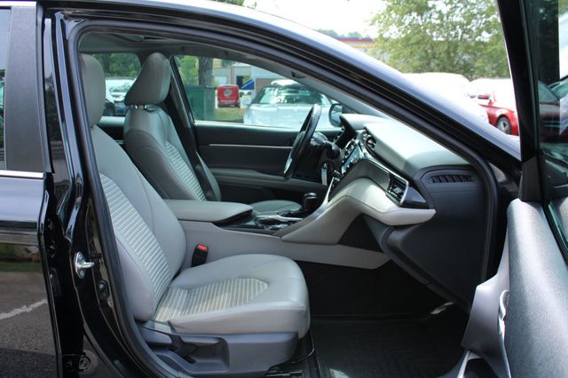 2019 Toyota Camry SE Automatic - 23045704 - 24