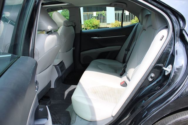 2019 Toyota Camry SE Automatic - 23045704 - 25