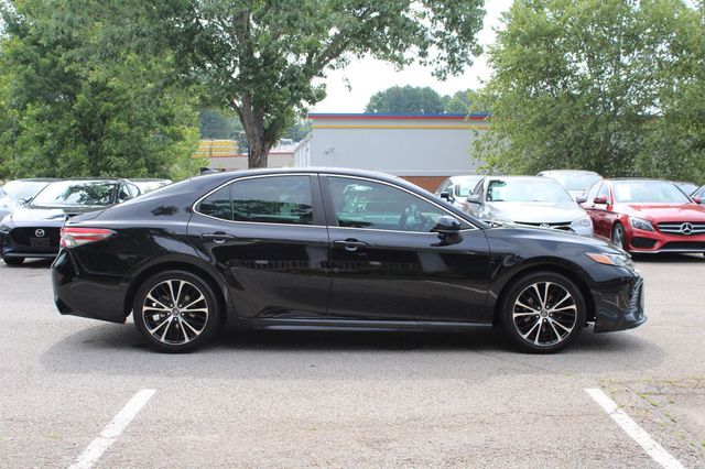 2019 Toyota Camry SE Automatic - 23045704 - 4