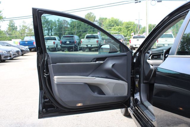 2019 Toyota Camry SE Automatic - 23045704 - 8