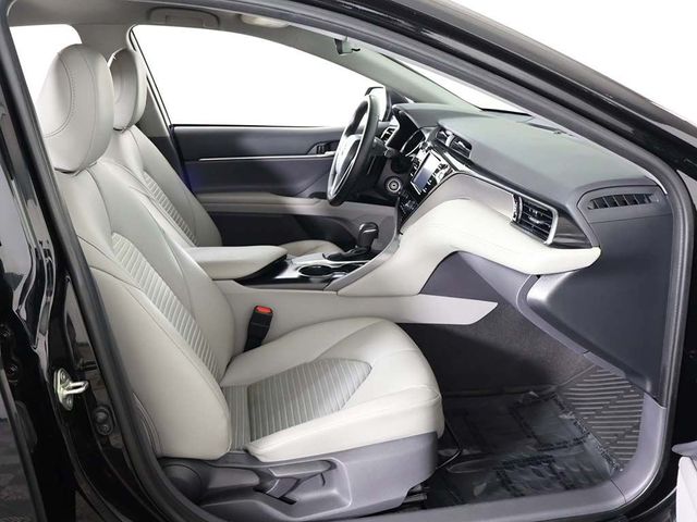 2019 Toyota Camry SE Automatic - 23029378 - 27