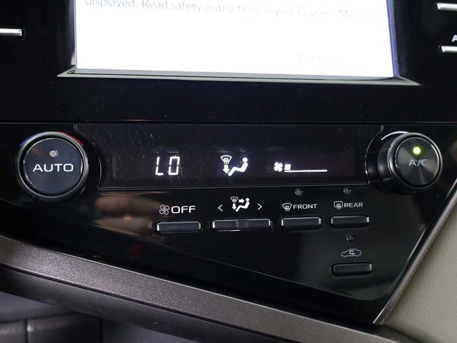 2019 Toyota Camry SE Automatic - 23029378 - 41