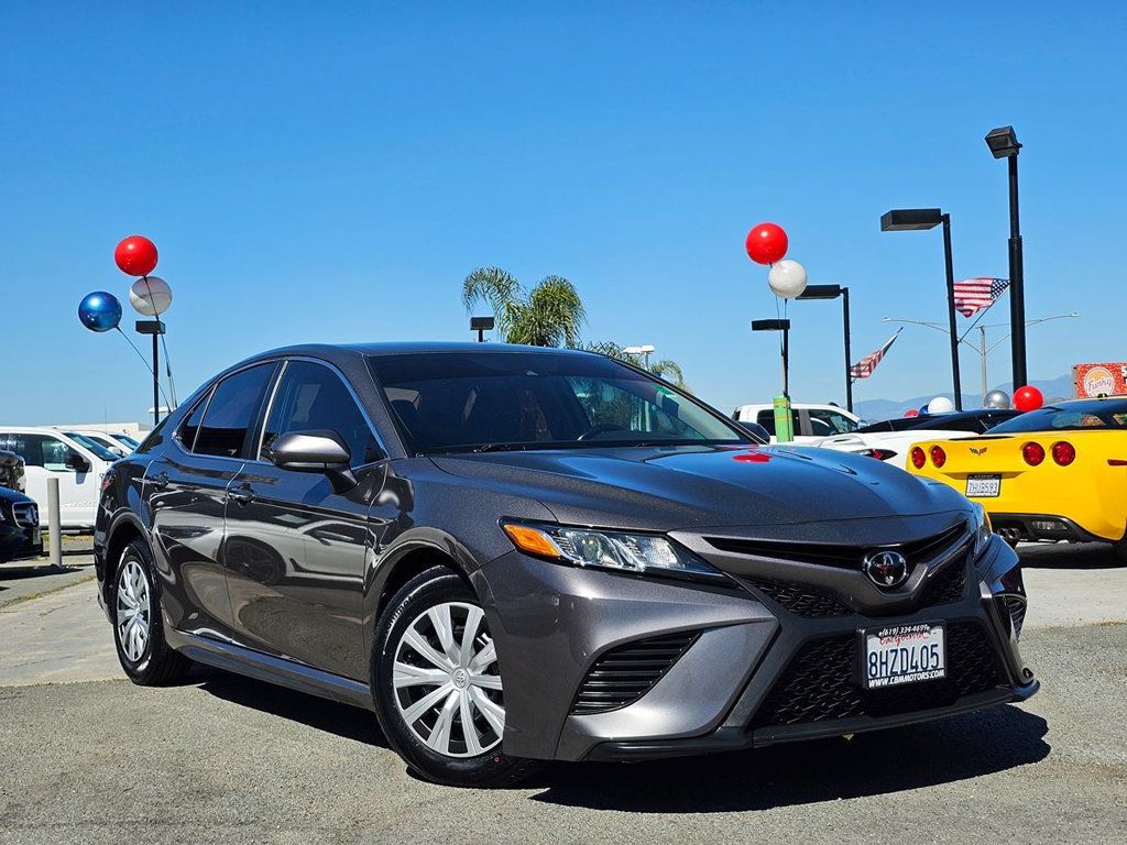 2019 Toyota Camry SE Automatic - 22401433 - 1