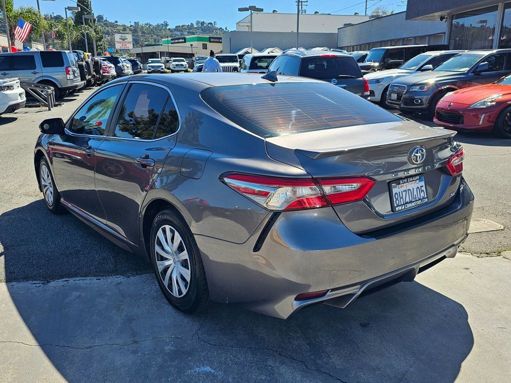 2019 Toyota Camry SE Automatic - 22401433 - 5