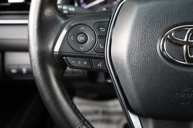 2019 Toyota Camry SE Automatic - 22969338 - 26