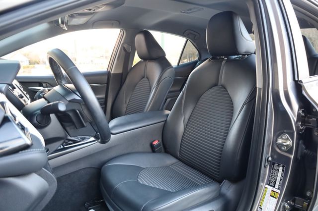 2019 Toyota Camry SE Automatic - 22972619 - 14