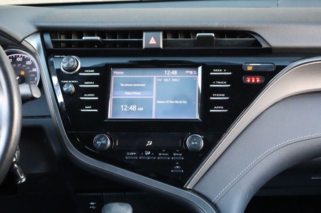 2019 Toyota Camry SE Automatic - 22972619 - 31