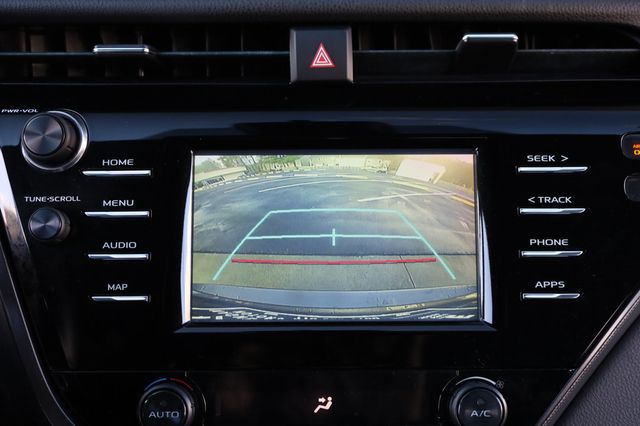 2019 Toyota Camry SE Automatic - 22972619 - 33